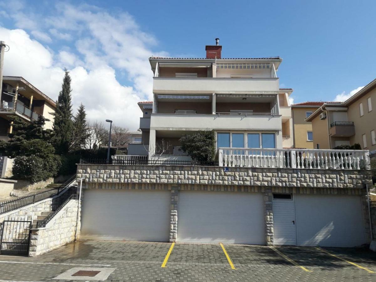 Studio Apartment Jasna Novi Vinodolski Esterno foto